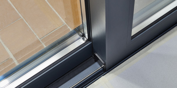 Puertas y Ventanas de Aluminio / PVC a medida en Mataró · Puertas Correderas Aluminio