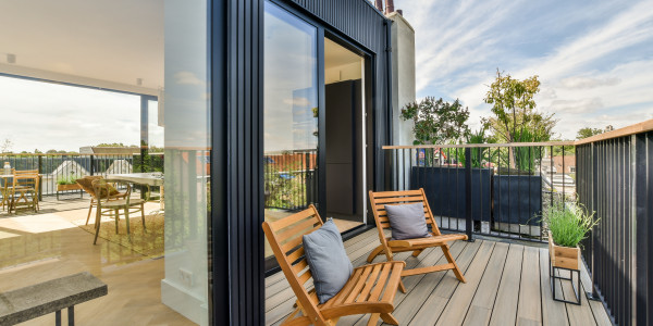 Puertas y Ventanas Aislantes de Aluminio / PVC en Mataró · Aislamiento Térmico y Acústico