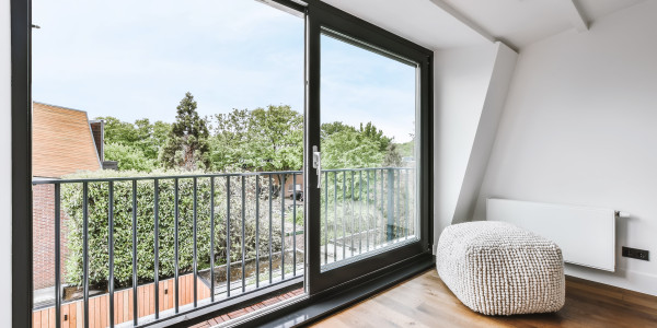 Puertas y Ventanas Aislantes de Aluminio / PVC en Mataró · Aislamientos Acústicos