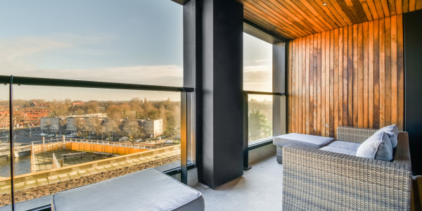 Puertas y Ventanas Aislantes de Aluminio / PVC en Mataró · Puertas Correderas a Medida