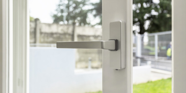 Carpintería Metálica de Aluminio / PVC en Mataró · Aislamientos Acústicos
