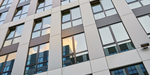 Fabricantes / Instaladores de Puertas y Ventanas de Aluminio / PVC en Mataró · Aislamiento Térmico y Acústico